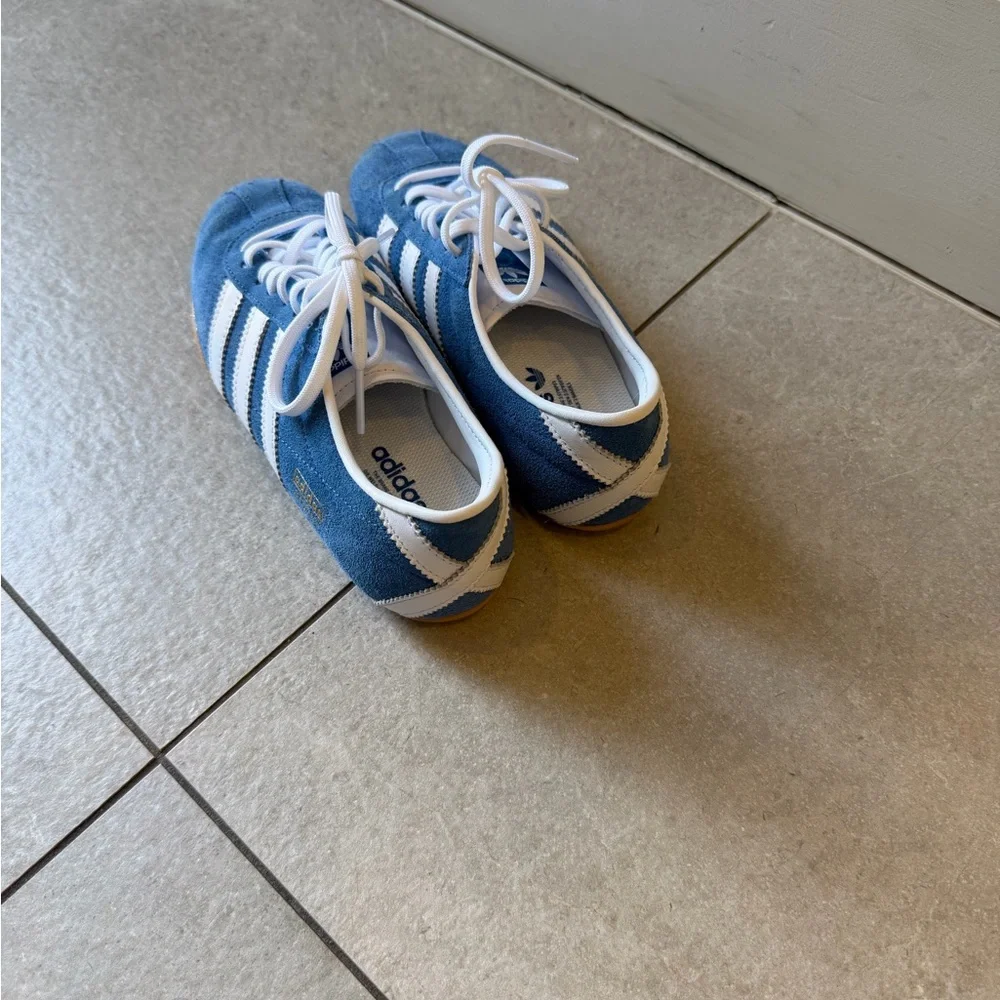 Adidas Tokyo Sneakers Blue and White - Picture 2 of 4